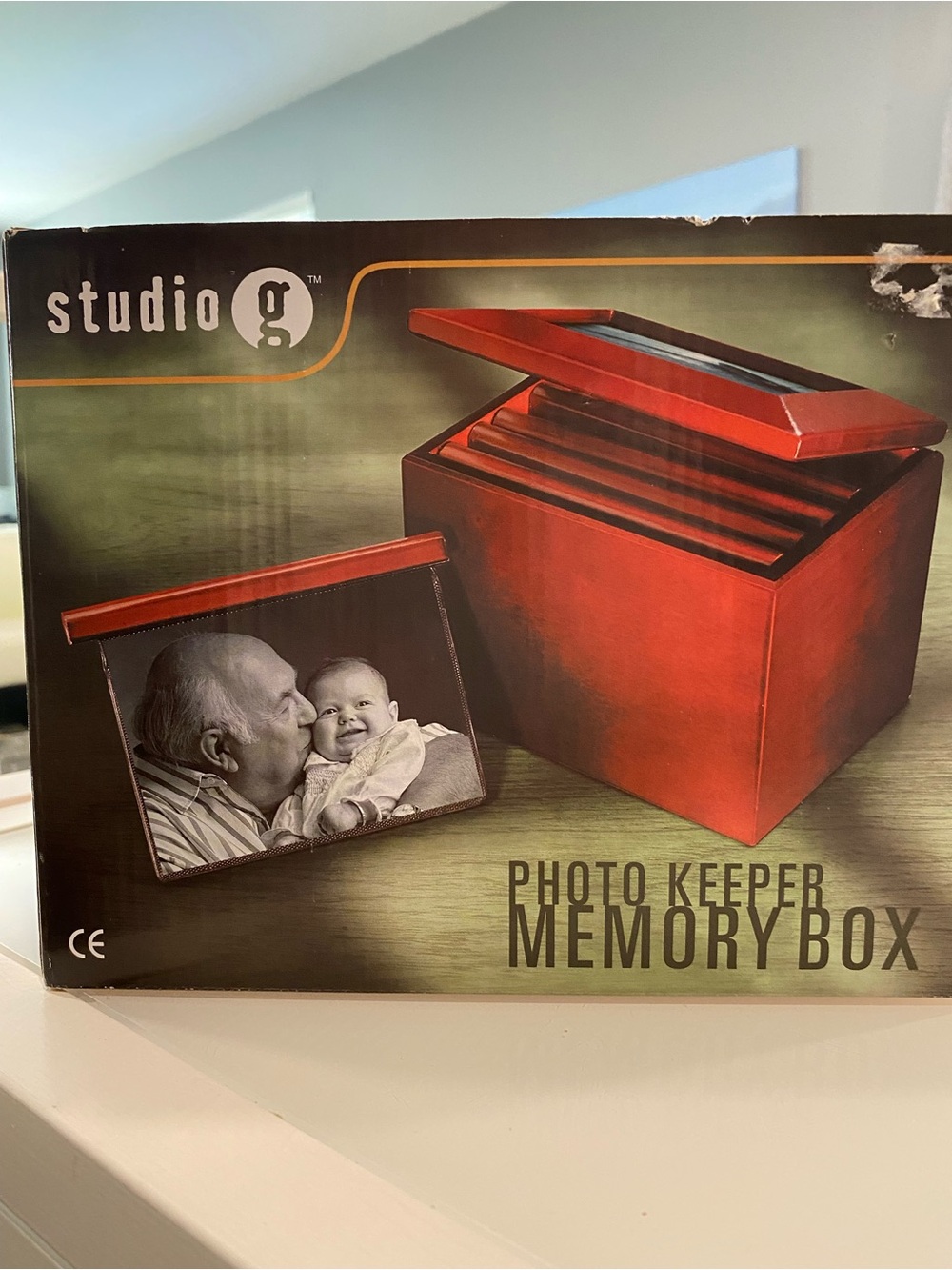 Studio Red Photo Keeper Memory Box with Display Lid
